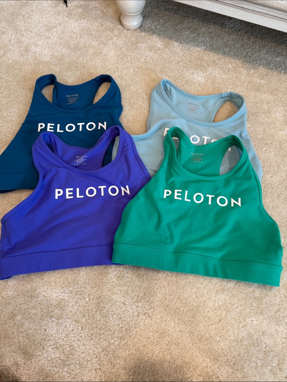 Lot of 4 Peloton Cadent High Neck Sports Bras size large